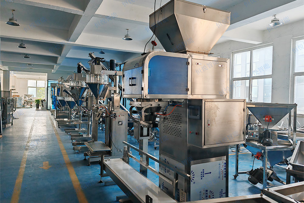 25公斤面粉包裝機.jpg 25公斤面粉包裝機.jpg