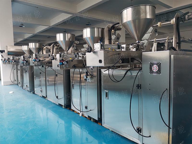 半自動(dòng)液體灌裝機(jī) 半自動(dòng)液體灌裝機(jī)