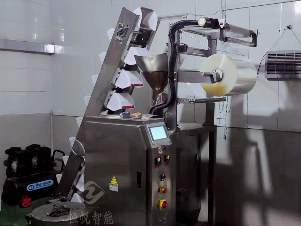 冷面包裝機(jī) 冷面包裝機(jī)